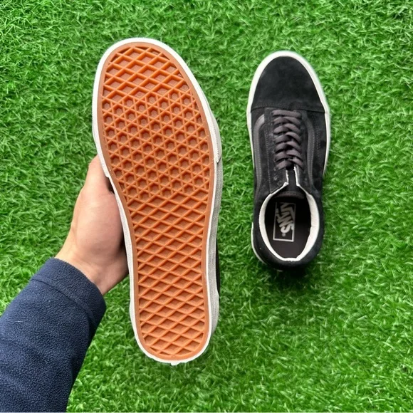 Vans Old Skool Pig Suede Nine Iron - Picture 2 of 10